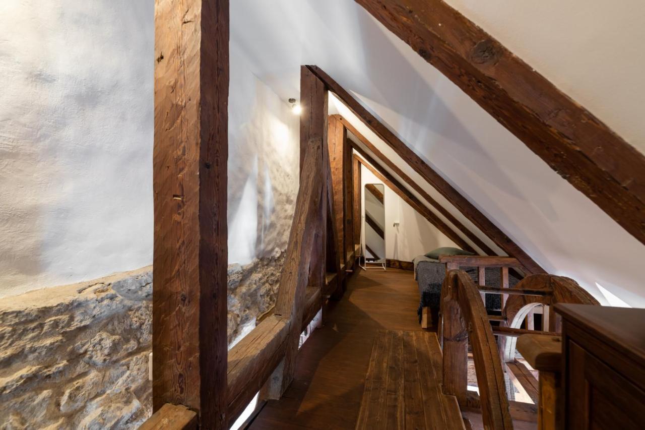 Hilltop Apartments - Old Town Kuninga Талин Екстериор снимка